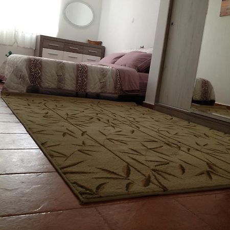 Apartment Sinchets Warna Exterior foto